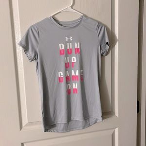 Activewear gray Under Armour shirt
